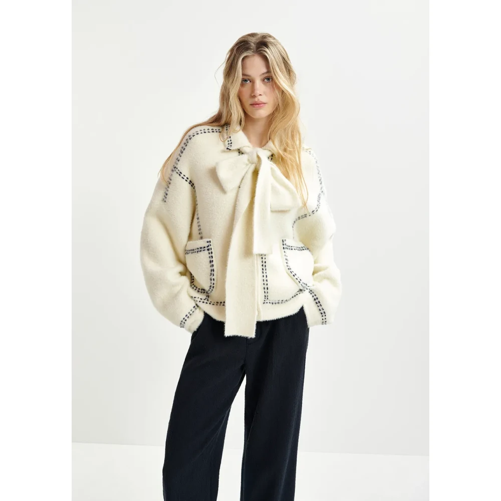 Essentiel Antwerp Strikvest met strik White Dames