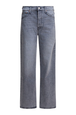 stylish-grey-jeans-for-women