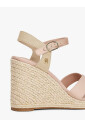 sandales-espadrilles-compensees-en-satin