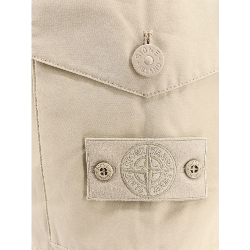 Stone Island Katoenen Bermuda Shorts met Iconische Patch Beige Heren