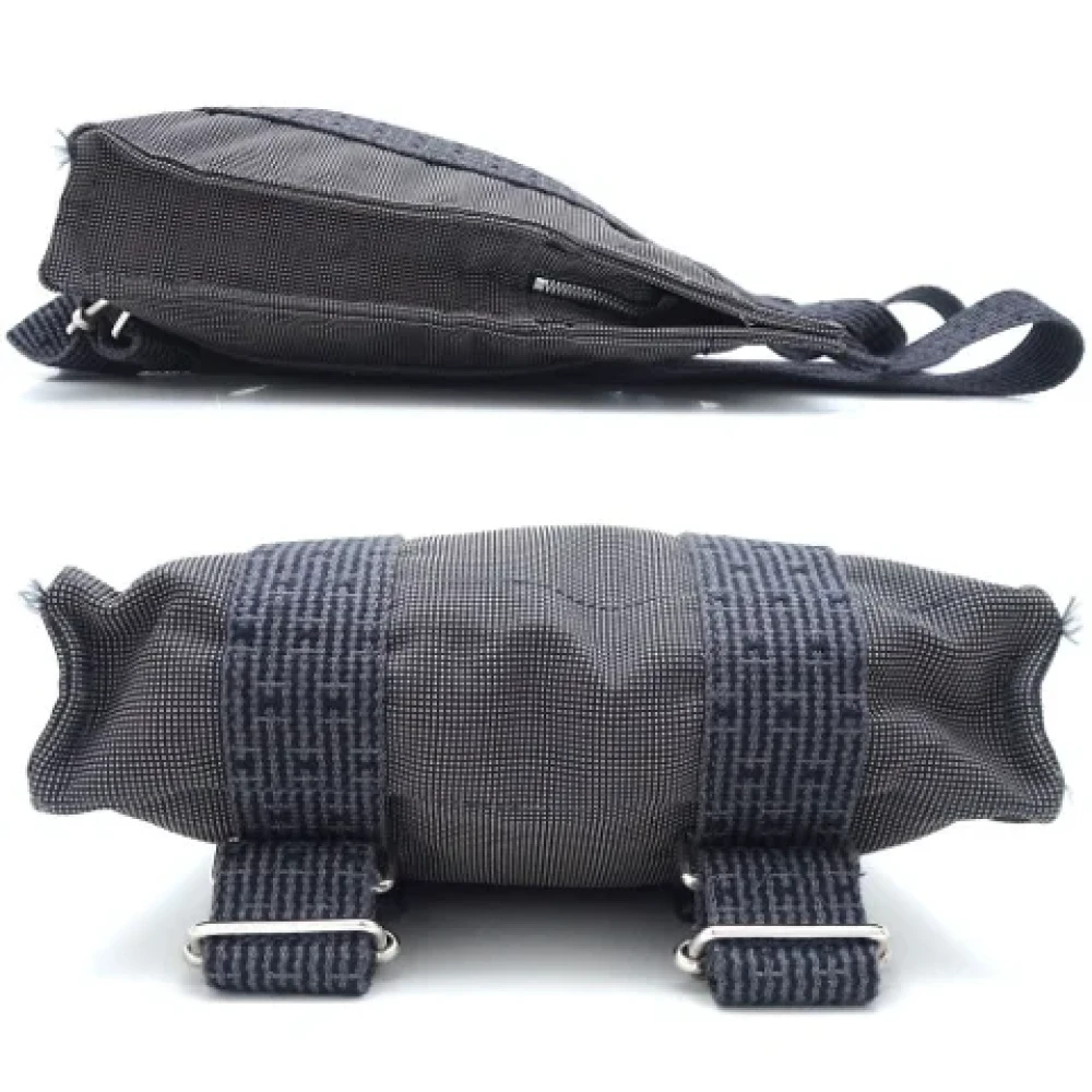 Hermès Vintage Pre-owned Fabric backpacks Gray Dames