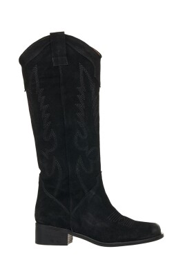 black-leather-ankle-boots-stylish-western