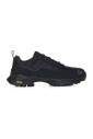 sneakers-basses-noires-semelle-vibram