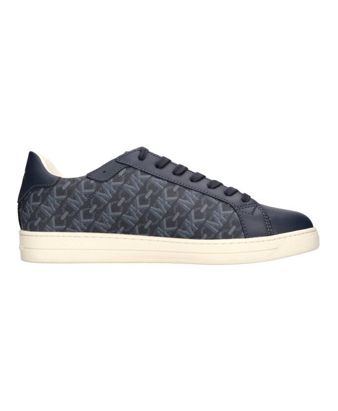 baskets-bleues