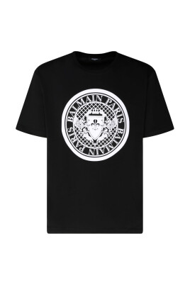 t-shirt-noir-avec-logo-imprime