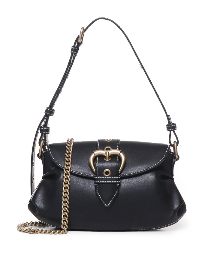sac-en-cuir-en-forme-de-coeur-avec-rabat