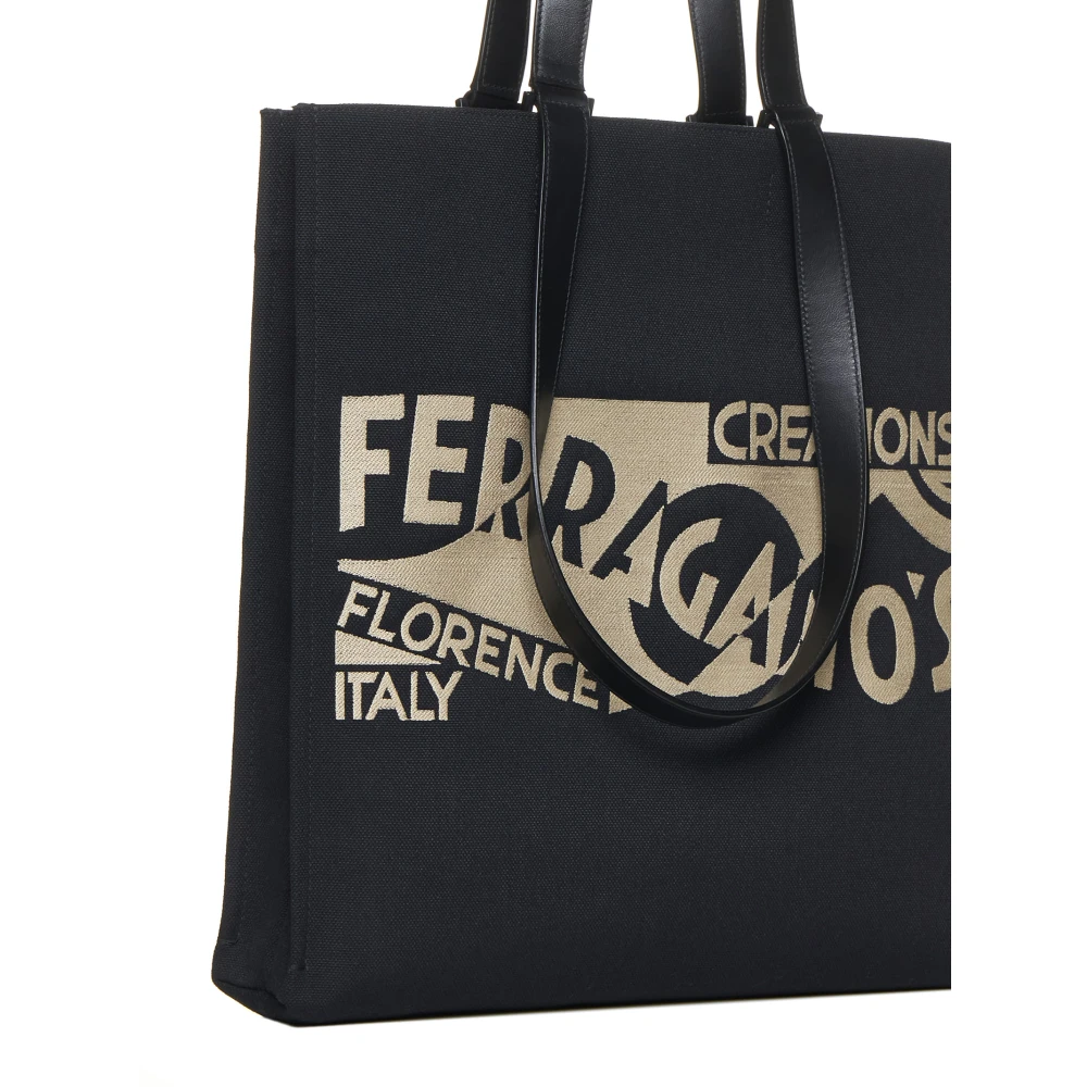 Salvatore Ferragamo Stijlvolle Tassen Collectie Black Heren