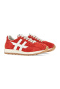 baskets-en-daim-rouge-avec-detail-h