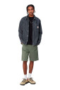 short-bermuda-vert-militaire-avec-genouilleres-simples