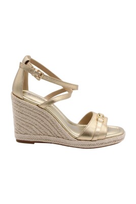 clay-sandal