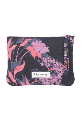 charming-print-shoulder-bag-accessory