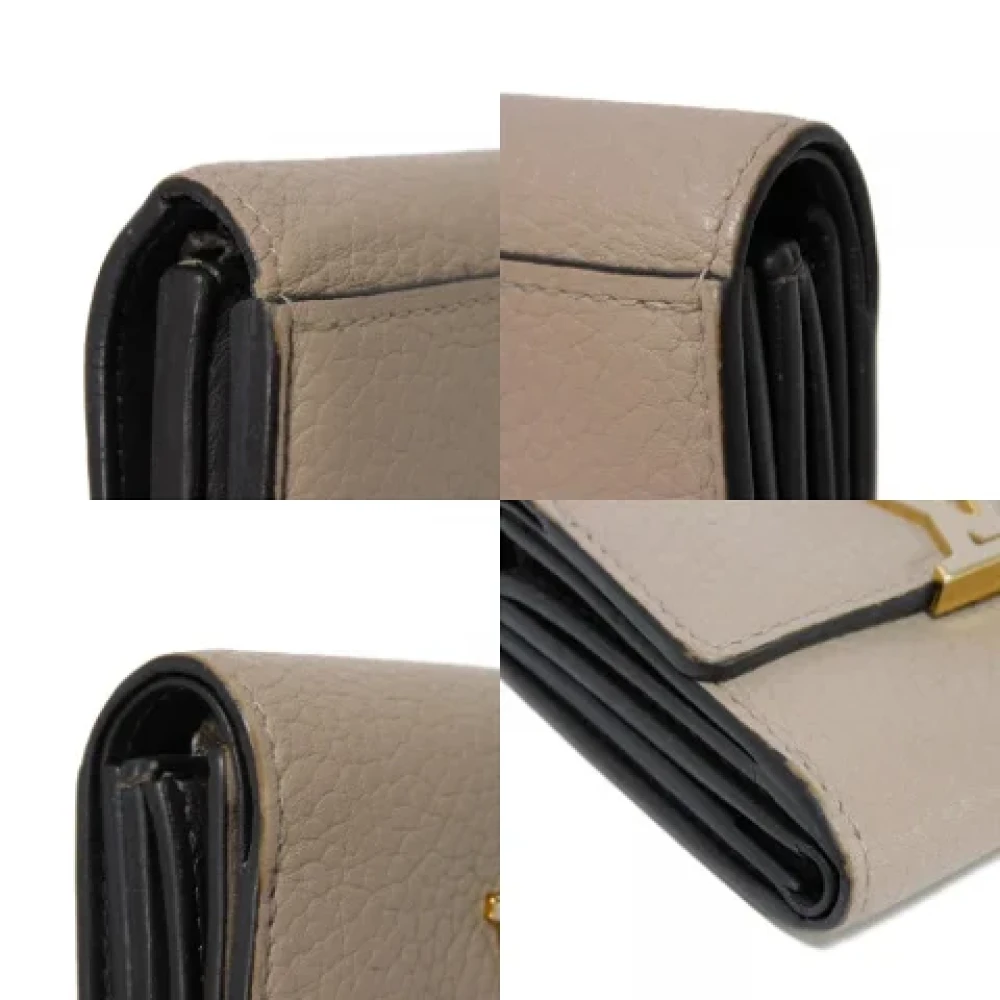 Louis Vuitton Vintage Pre-owned Leather wallets Beige Dames