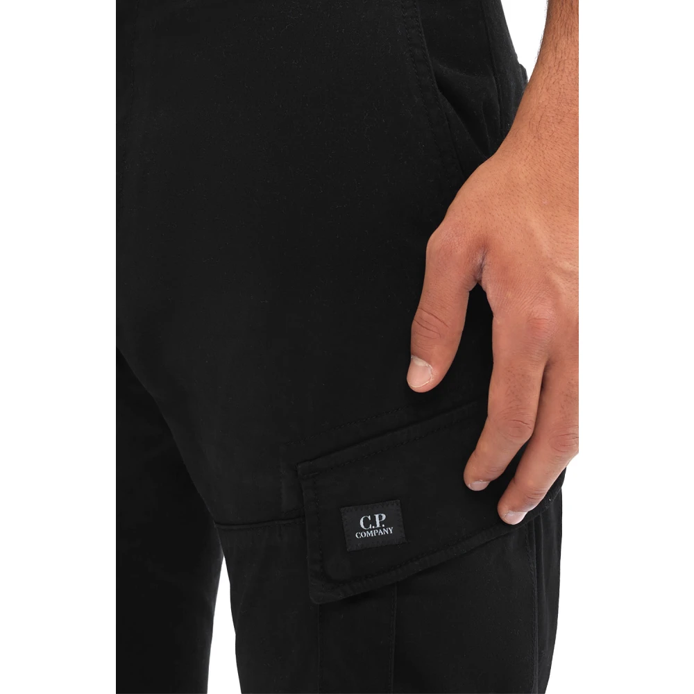 C.P. Company Zwarte cargobroek met ergonomische pasvorm en logo detail Black Heren