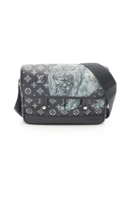 pre-owned-canvas-louis-vuitton-bags