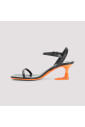 sandales-en-cuir-noir-style-elegant