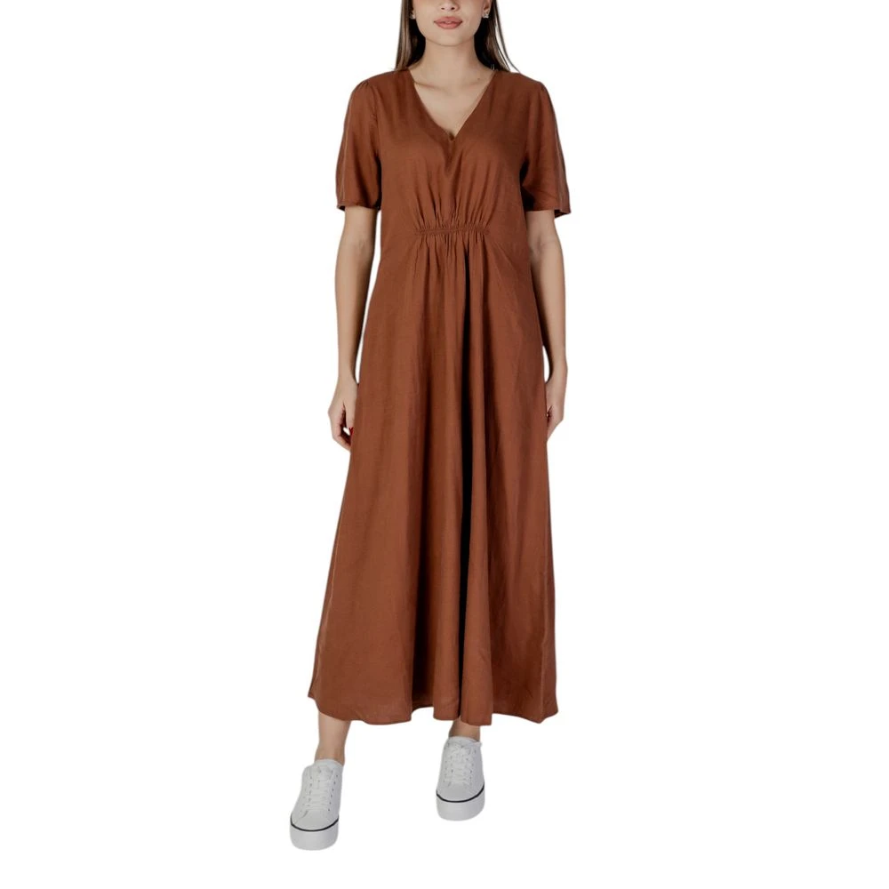 B.young Women's Brown Maxi Dresses, S, Byimadrid V-Neck Long Dress