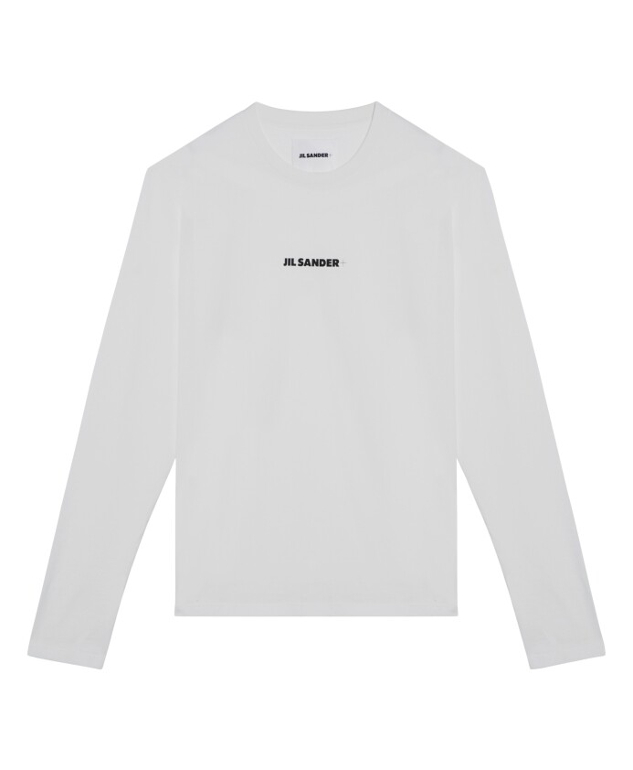 long-sleeve-crew-neck-t-shirt
