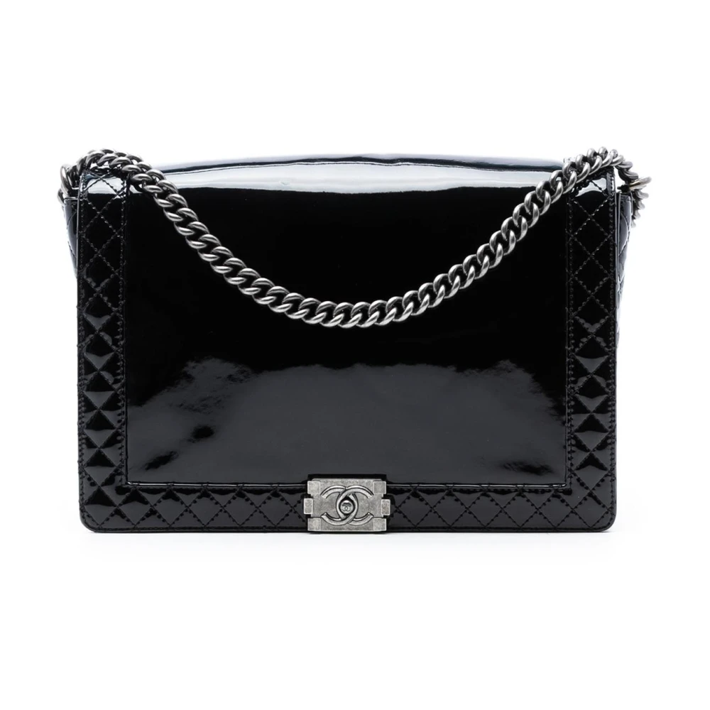 Chanel Vintage Women's Black Vintage Cross Body Bags, One Size, Pre-Owned Chain Detail Shoulder Bag