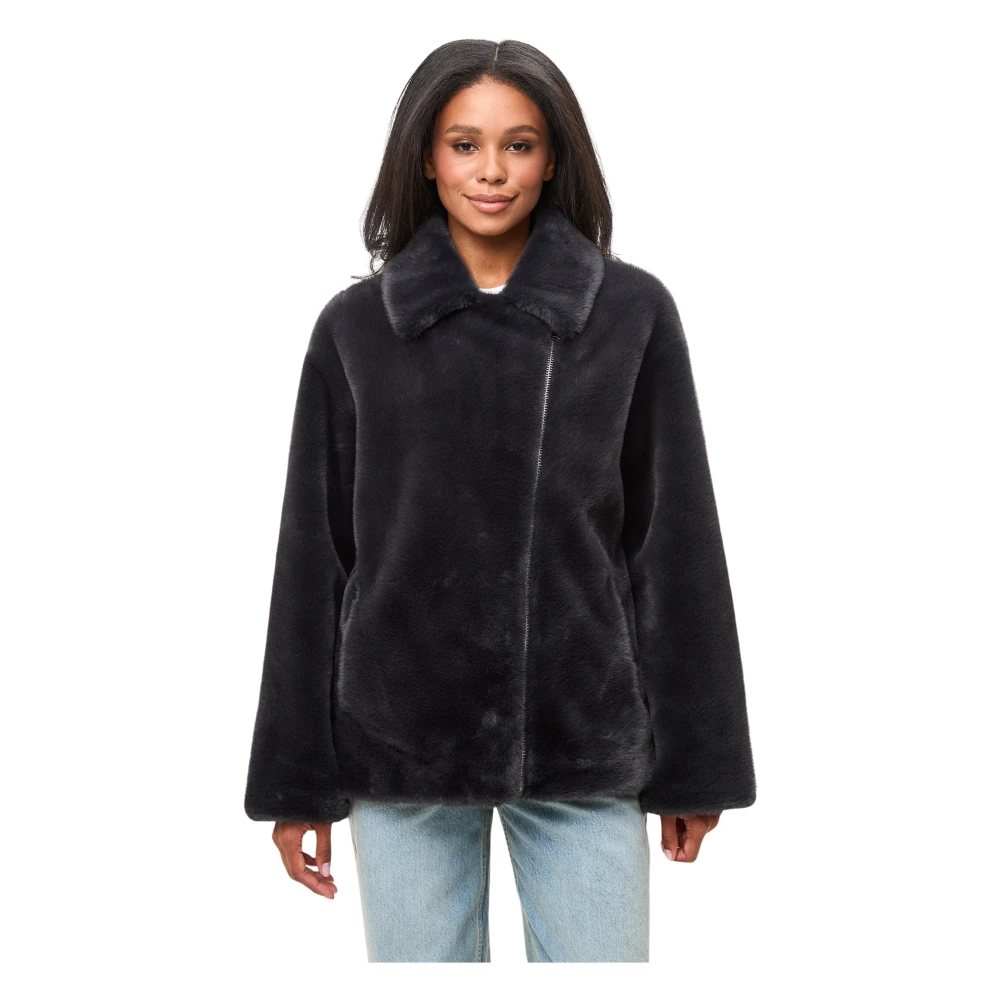 Cesare Gaspari Faux Fur & Shearling Jackets Black Dames