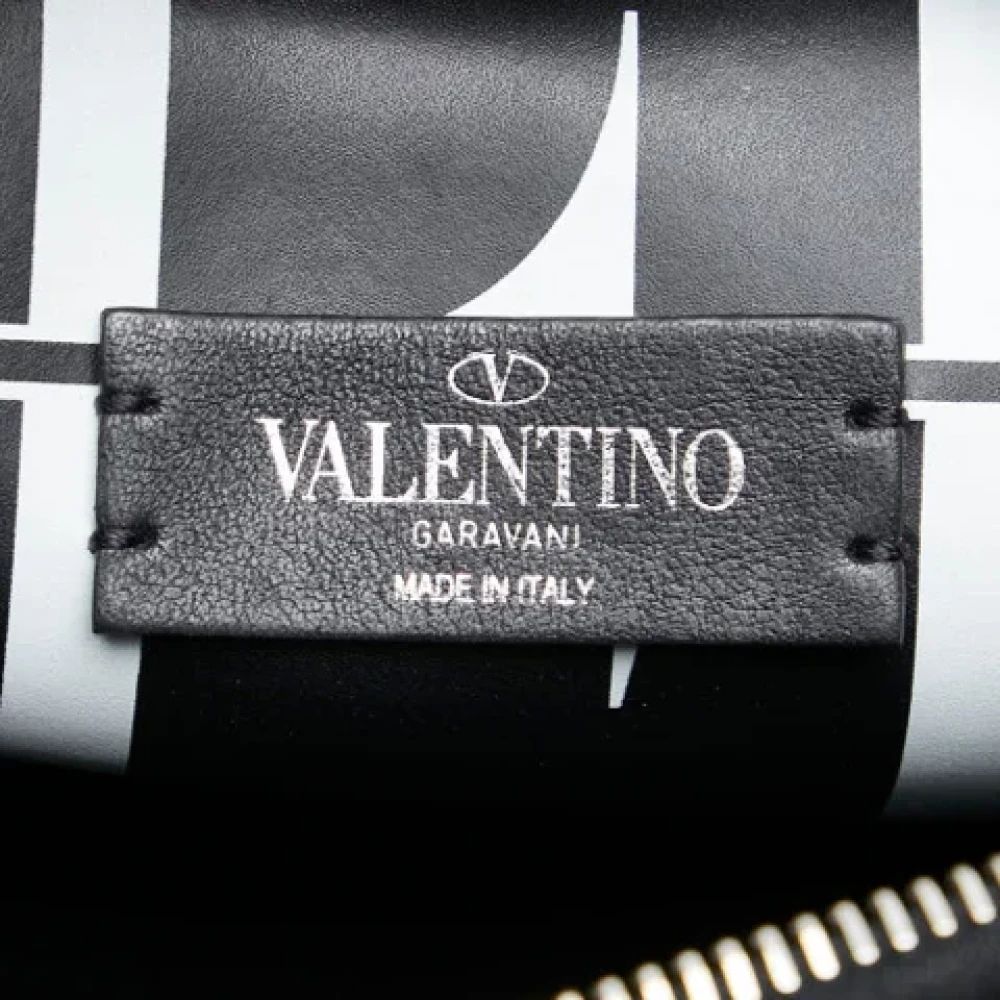 Valentino Vintage Pre-owned Leather crossbody-bags Black Dames