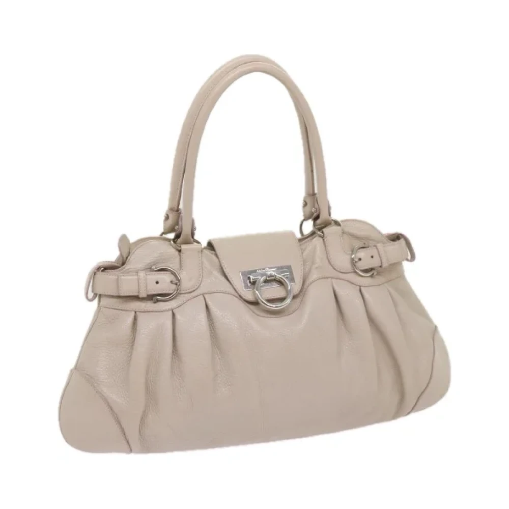 Salvatore Ferragamo Pre-owned Leather totes Beige Dames