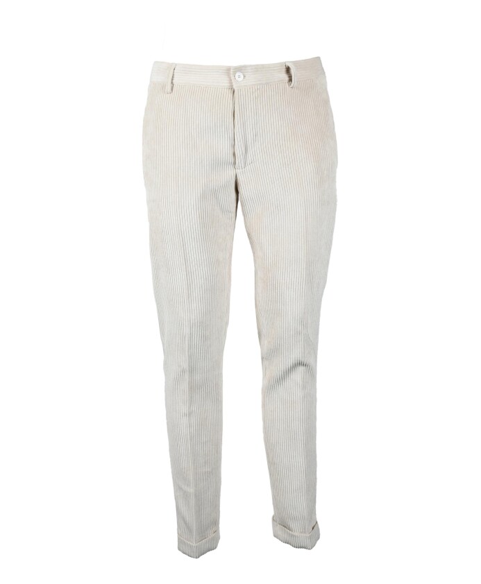 pantalon-elegant-en-tissu-extensible