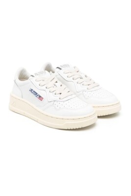 medalist-low-sneakers