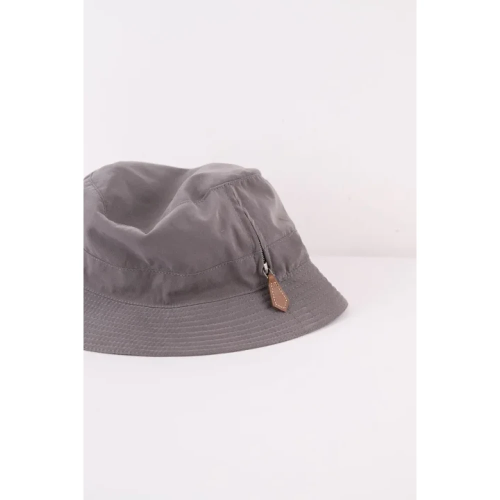 Hermès Vintage Pre-owned Polyester hats Gray Dames