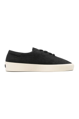 black-leather-sneaker-with-rubber-sole