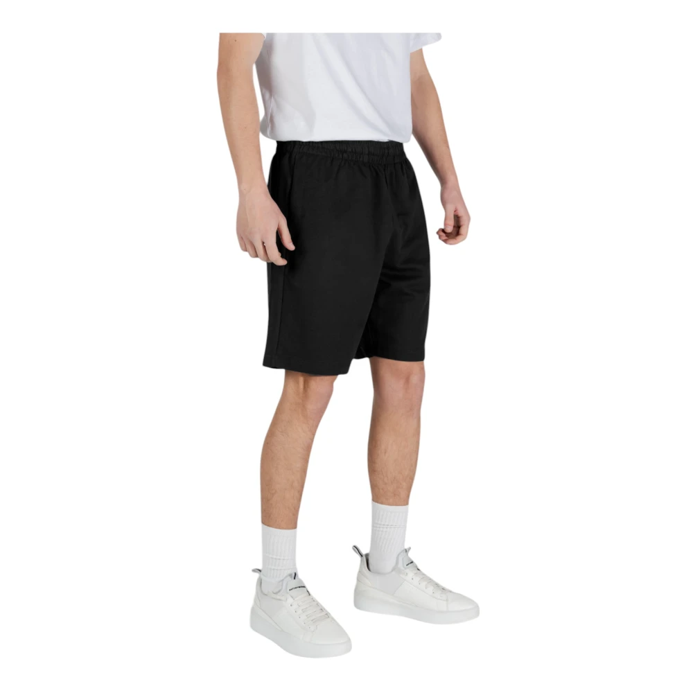 Emporio Armani EA7 Sportieve Bermuda Shorts voor Mannen Black Heren
