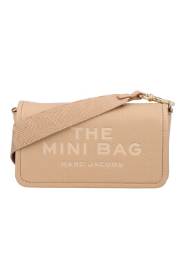 sac-mini-en-cuir-de-chameau-avec-fermeture-magnetique