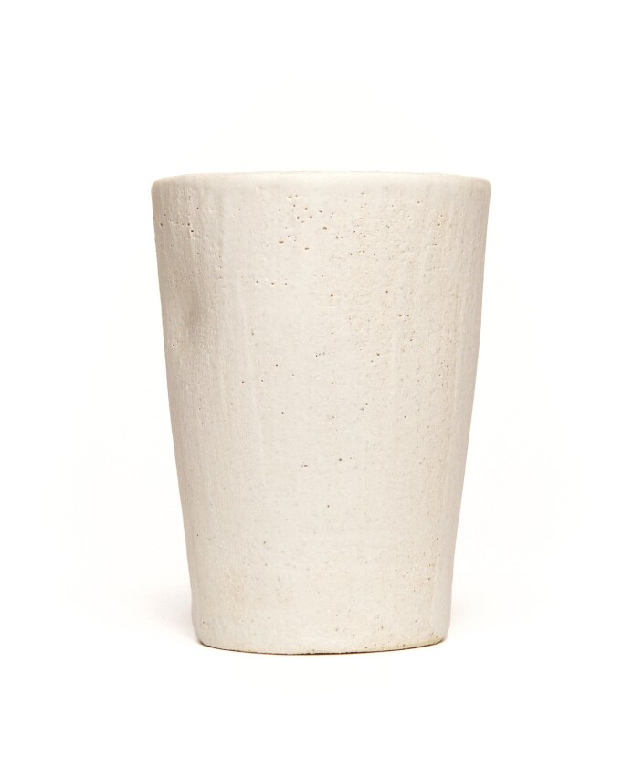 water-glass-blanc
