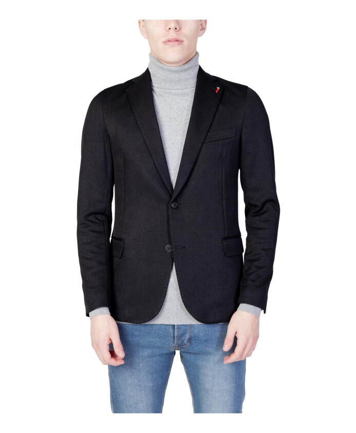blazer-noir-boutonne-a-col-revers