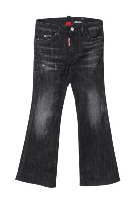 jeans-evases-noirs-elegants