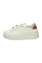 lage-sneakers