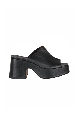 leather-wedge-sandal