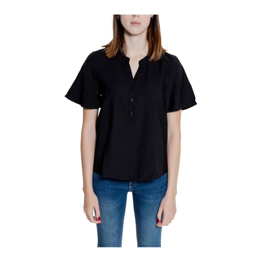 Jacqueline de Yong Zwarte V-hals korte mouw shirt Black Dames