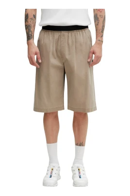 Shorts med resårlinning