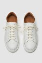 sneaker-en-daim-blanc-avec-semelle-en-caoutchouc-naturel