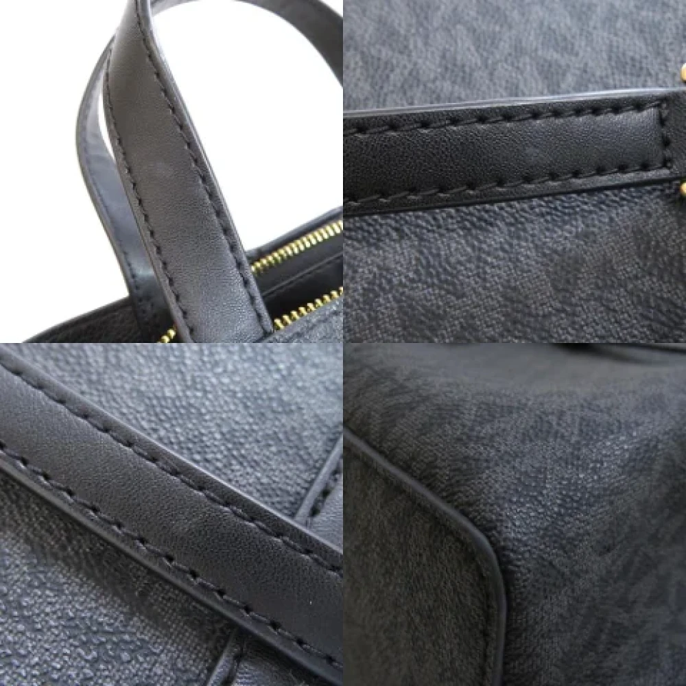 Michael Kors Pre-owned Plastic handbags Black Dames
