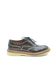 Zapatos con cordones