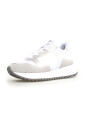 sneaker-blanche-avec-semelle-en-caoutchouc-surelevee