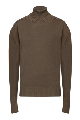 green-sweater-for-women-aw24