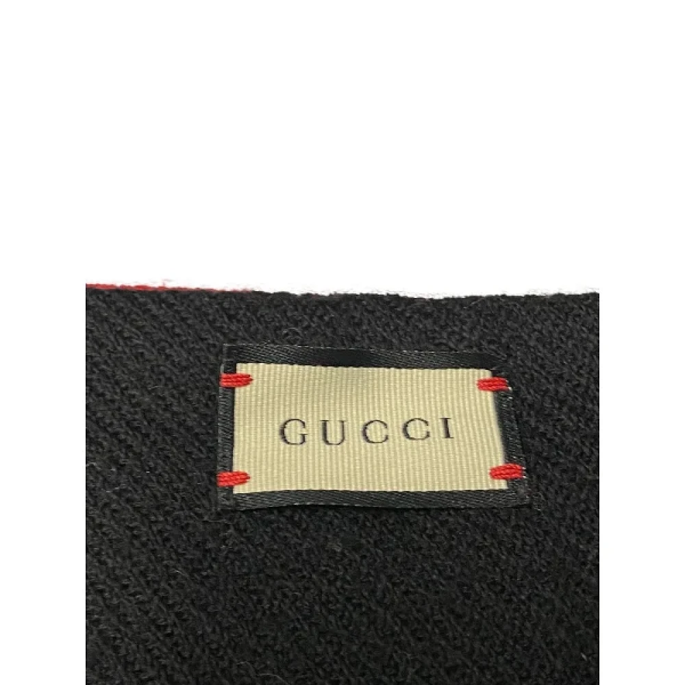 Gucci Vintage Pre-owned Wool scarves Red Dames