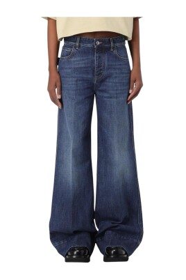oversized-wide-leg-jeans