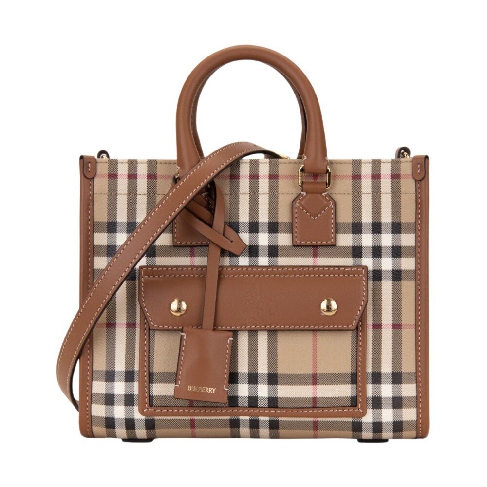 Shop bags from Burberry on Miinto