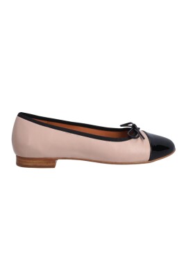 ballerinas