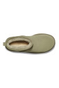 classic-ultra-mini-boots