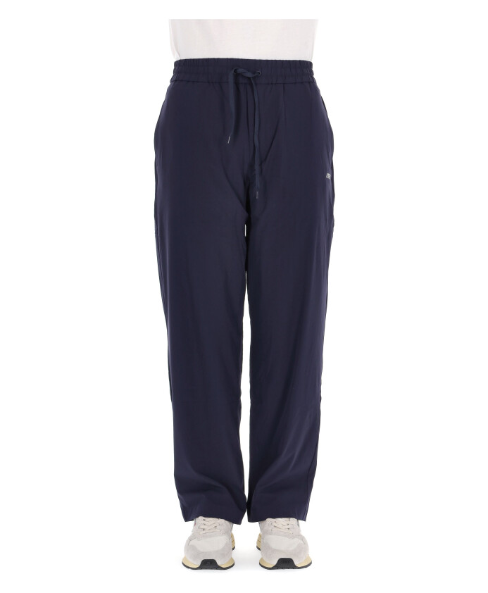 pantalon-bleu-en-nylon-superleger