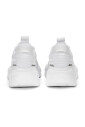 triple-sneakers-pour-un-style-de-vie-actif